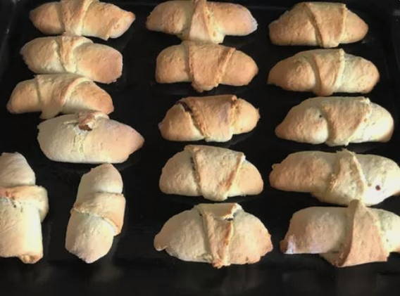 Рогалики с вареной сгущенкой