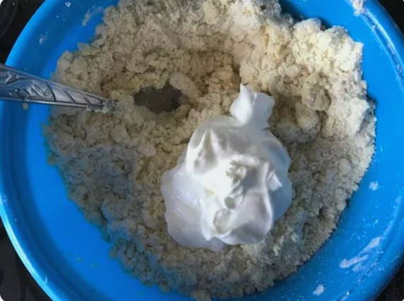 Рогалики с вареной сгущенкой