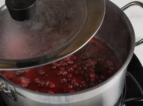 Компот из замороженной клюквы Компот из замороженной клюквы