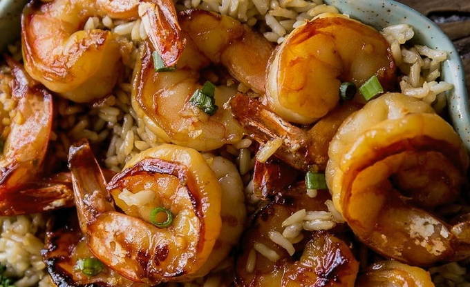 Креветки в чесночном соусе