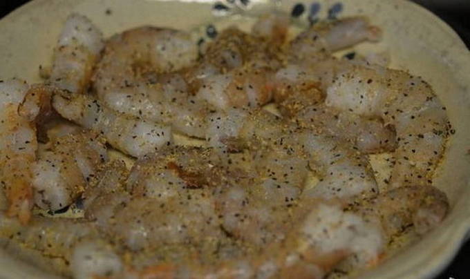 Креветки в чесночном соусе