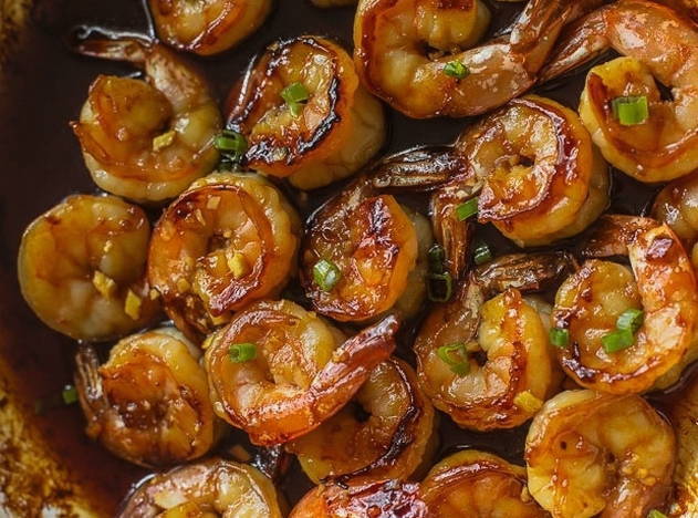 Креветки в чесночном соусе