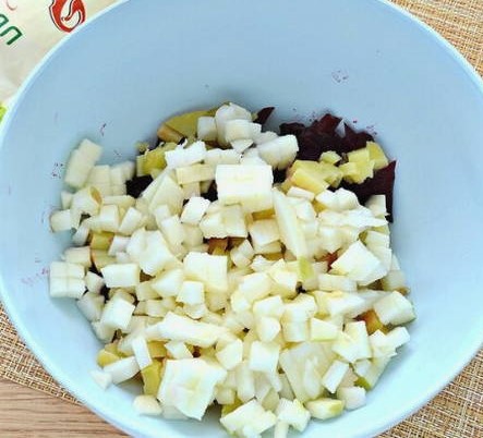 Салат из свеклы и селедки, но не шуба Салат из свеклы и селедки, но не шуба