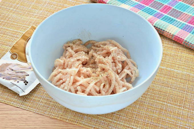 Пельмени с курицей