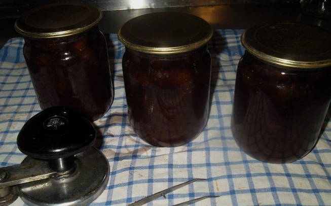 Варенье из еловых шишек Варенье из еловых шишек