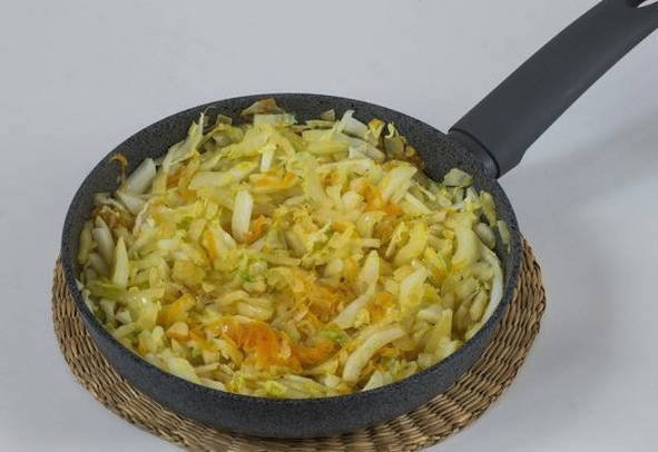Тушеная пекинская капуста Тушеная пекинская капуста