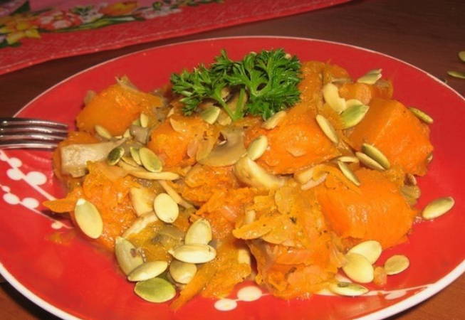 Тушеная тыква с овощами Тушеная тыква с овощами