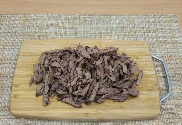 Салат с куриной печенью с морковью