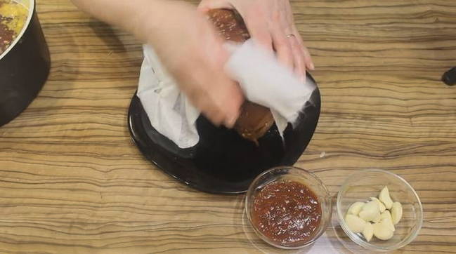 Свиной рулет из брюшины Свиной рулет из брюшины