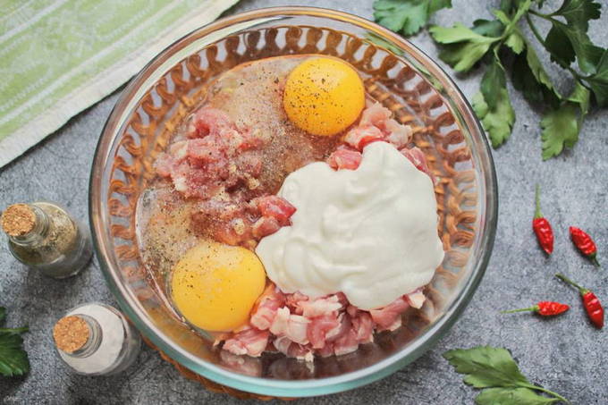 Мясо по-албански из свинины Мясо по-албански из свинины