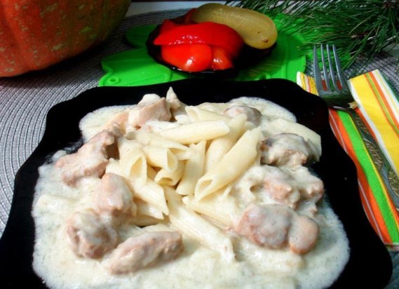 Подлива из свинины к макаронам