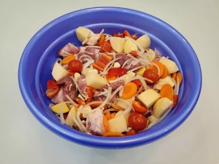 Мясо с овощами в рукаве в духовке Мясо с овощами в рукаве в духовке