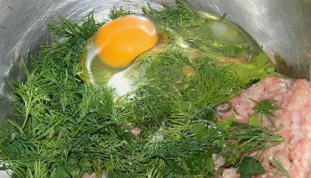 Котлеты из фарша с манкой Котлеты из фарша с манкой