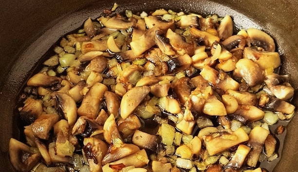 Салат с мясом и грибами Салат с мясом и грибами