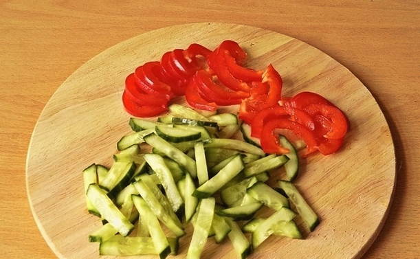 Салат с мясом и грибами Салат с мясом и грибами