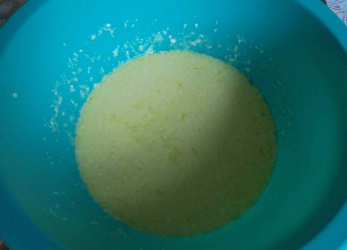 Творожно-сырная лепешка на сковороде