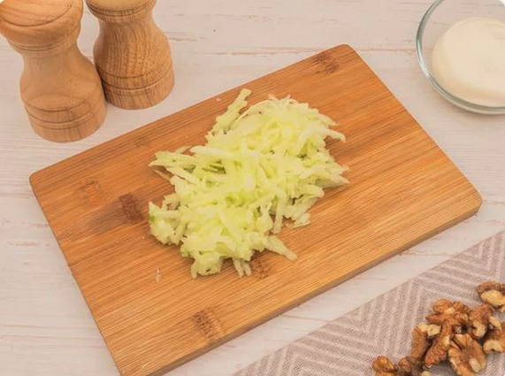 Салат «Черепашка» с курицей