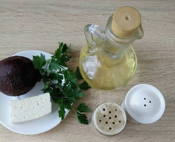 Салат из свеклы с брынзой