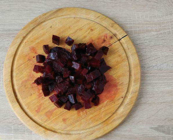 Салат из свеклы с брынзой