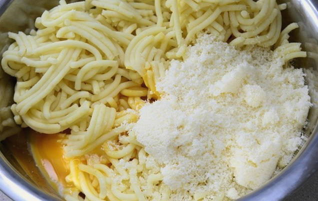 Жареные пирожки с грибами Жареные пирожки с грибами
