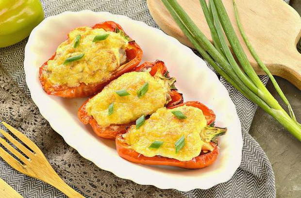 Фаршированные перцы с сыром Фаршированные перцы с сыром