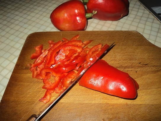 Удон с говядиной и овощами Удон с говядиной и овощами