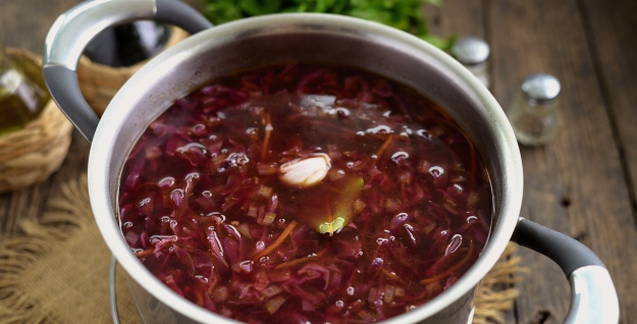 Щи из краснокочанной капусты Щи из краснокочанной капусты