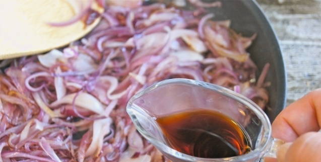 Карамелизированный лук