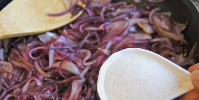 Карамелизированный лук