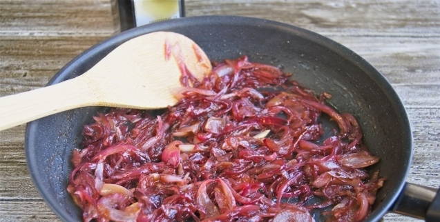 Карамелизированный лук