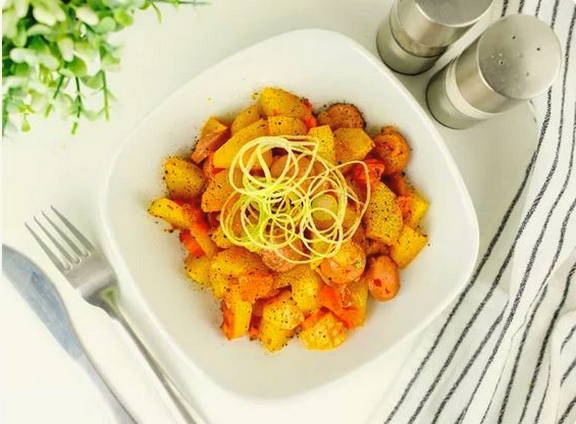 Тушеная картошка с сосисками
