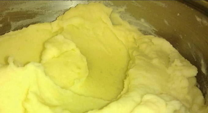 Картофельное пюре с яйцом и молоком Картофельное пюре с яйцом и молоком