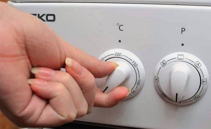 Печенье из слоеного теста с сахаром