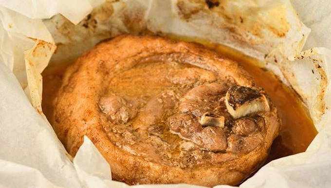 Мясо на кости в духовке Мясо на кости в духовке