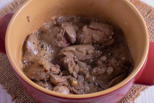 Куриная печень с овощами Куриная печень с овощами