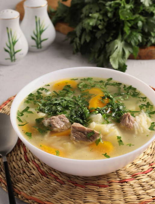 Суп с мясом, вермишелью и картошкой Суп с мясом, вермишелью и картошкой