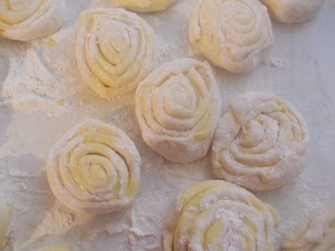 Пирожки с куриной печенью Пирожки с куриной печенью