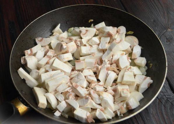 Мясной рулет из свинины в духовке