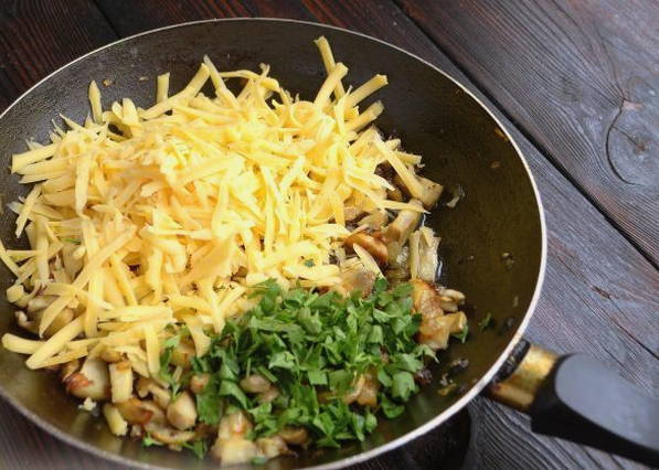 Мясной рулет из свинины в духовке