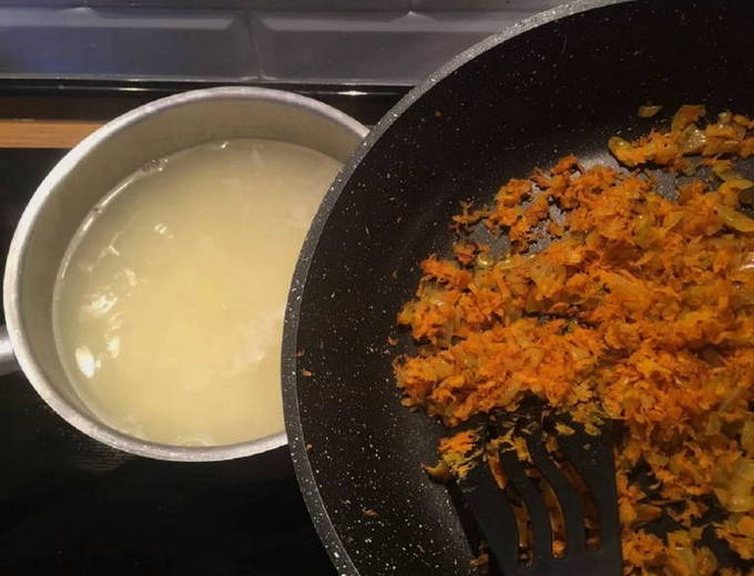 Рисовый суп на курином бульоне Рисовый суп на курином бульоне
