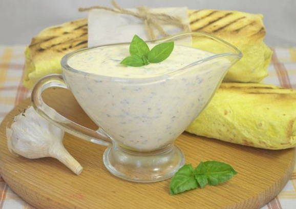 Соус для шаурмы из кефира и майонеза