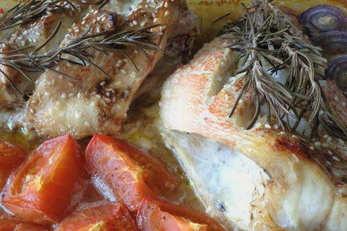 Красный морской окунь в духовке Красный морской окунь в духовке