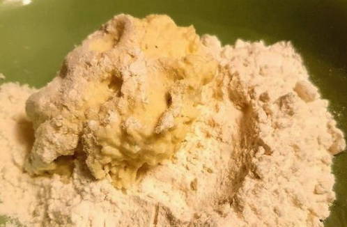 Сырники из рикотты с изюмом