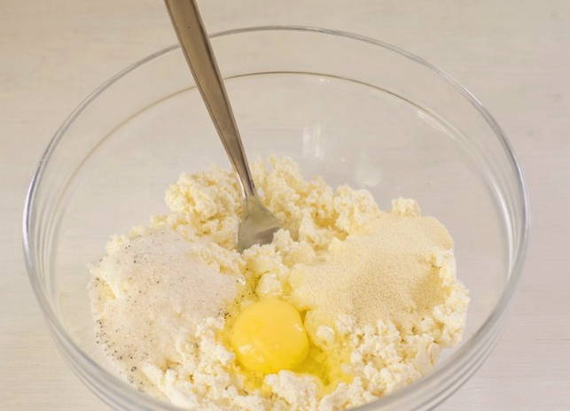 Идеальные сырники из творога на сковороде