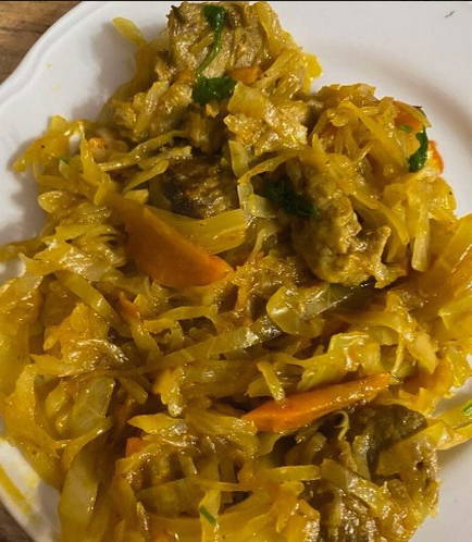 Тушеная капуста с мясом в казане Тушеная капуста с мясом в казане