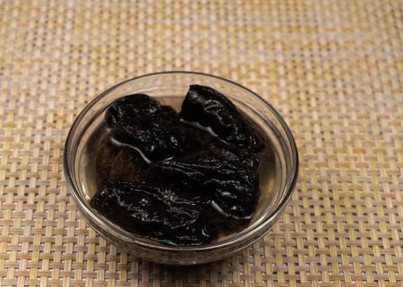 Тушеная капуста с картошкой и мясом в духовке Тушеная капуста с картошкой и мясом в духовке