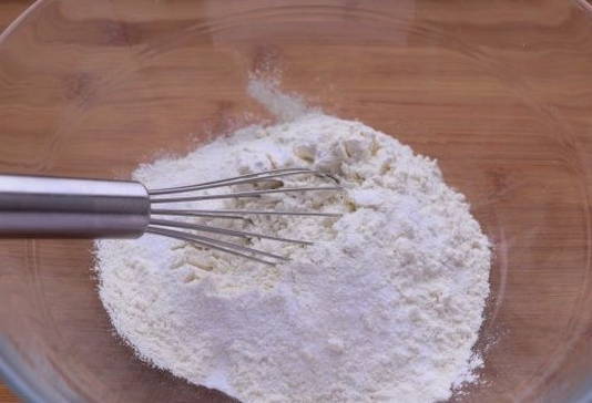 Морковный торт с грецкими орехами Морковный торт с грецкими орехами