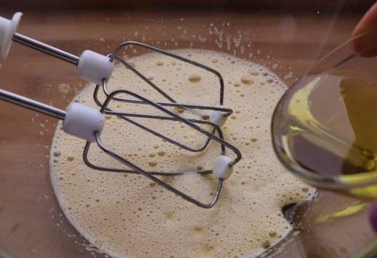 Морковный торт с грецкими орехами Морковный торт с грецкими орехами