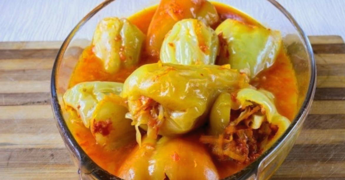Перцы, фаршированные овощами без мяса