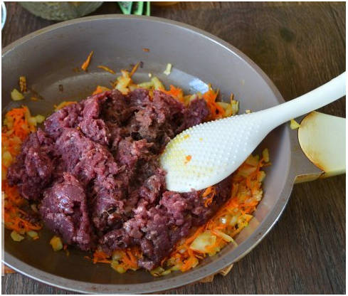 Макароны по-флотски с морковью и луком Макароны по-флотски с морковью и луком